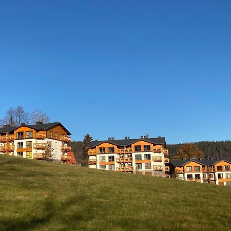 Apartament Modern Z Ogrodem Sklářská Poruba Exteriér fotografie